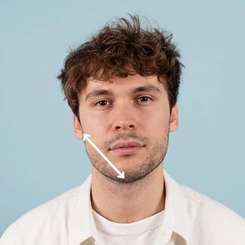 Mierzenie linii szczęki do okularów przeciwsłonecznych