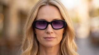 Izipizi Sun #Crush Violet Vortex Wygenerowany obraz
